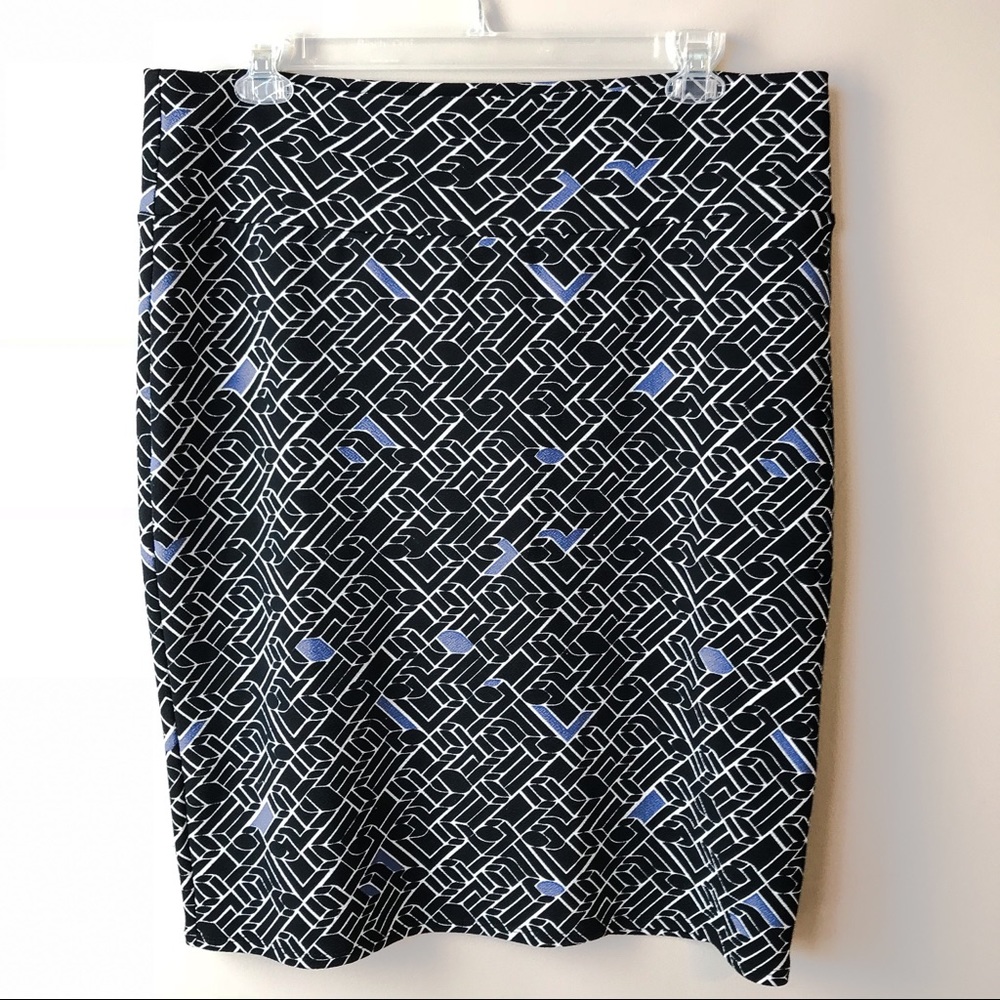 LulaRoe Cassie skirt